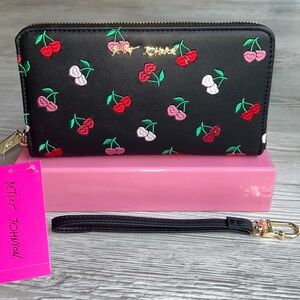 🍒 Betsey Johnson Cherry Embroidered Wallet NWT